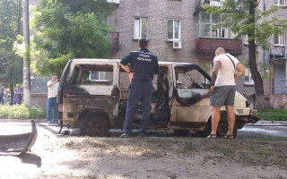 На Днепропетровщине взорвали авто с депутатом: все подробности