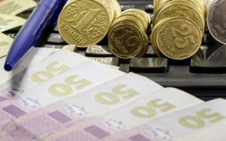 Украинцы будут получать по две пенсии: стали известны подробности