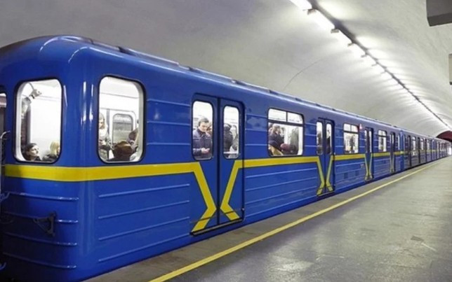 В Киеве ограничили движение поездов в метро: названа причина