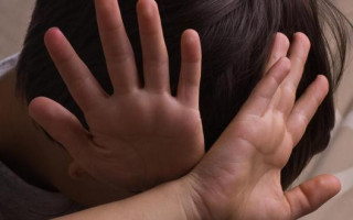 Бил и обзывал детей: в Карпатах вокруг спортивного тренера разгорелся громкий скандал