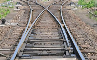 Украина закроет ж/д сообщение с Россией, — Омелян