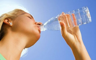 Что лучше пить в жару: советы диетолога