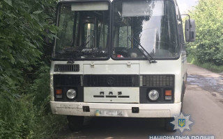 Под Киевом полицейские задержали пьяного водителя автобуса