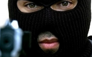 В Киеве произошло вооруженное ограбление: из автомобиля украли 2 млн