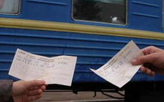 В Украине невозможно купить билеты на популярные поезда: как работает «вокзальная мафия»