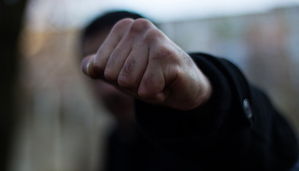 За отказ попрыгать на батуте: именинник жестоко убил охранника