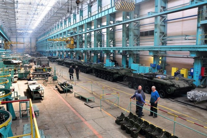 Экспериментальный корпус БТР-4 уже собирают в Харькове