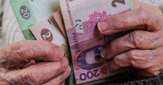 Пенсии вырастут почти у 3 млн украинцев: кого коснется перерасчет