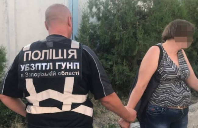 Пыталась продать 15-летнего сына: под суд пойдет горе-мать