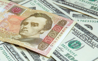 НБУ назвал стоимость доллара после выходных