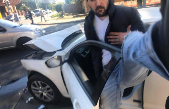 Угрожал убить журналистку: копы отпустили водителя-мажора