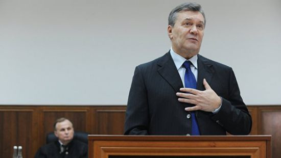 Бесплатный адвокат Януковича рекордными темпами изучает материалы дела