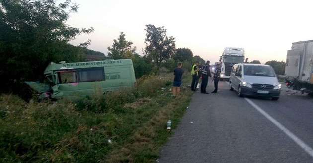 Под Одессой произошло ДТП с участием маршрутки: есть жертвы и несколько пострадавших