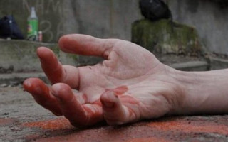 Жуткая находка: женщина нашла труп в соседском доме