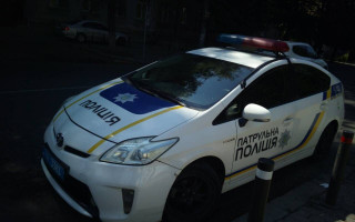 Неизвестные в Ивано-Франковске обстреляли троллейбус: есть подробности