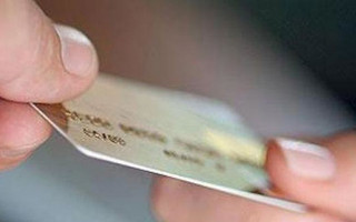 Украинский банк приостановит обслуживание карт: что нужно успеть