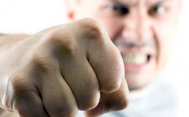 Избили и изнасиловали: злоумышленники поиздевались над инвалидом