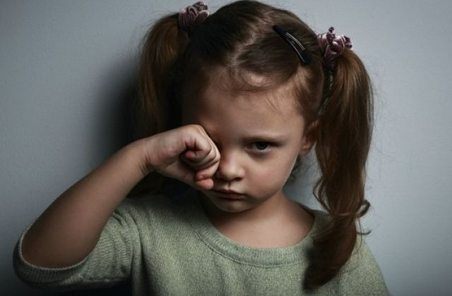 В Лисичанске горе-мать сдала «в аренду» собственную дочь