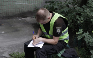 Шесть раз выстрелил в мужчину: появились подробности ЧП с копом в Киеве