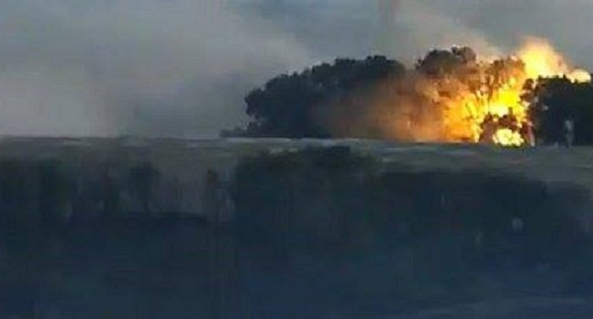 Боевики на Донбассе несут потери и подрывают свои же склады