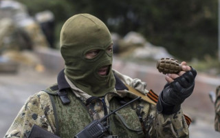 Пострадали военные РФ: появились подробности перестрелки боевиков