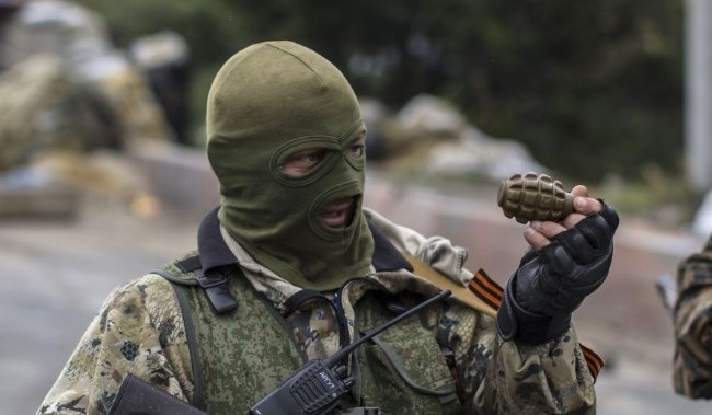 Пострадали военные РФ: появились подробности перестрелки боевиков