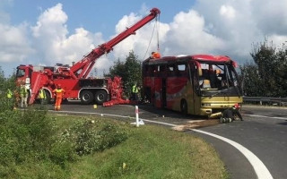 Последствия ДТП в Польше: водителю выдвинули обвинения, а пострадавшие остаются в больнице