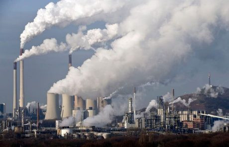 Уровень загрязнения воздуха в некоторых районах Киева превышен в 7 раз