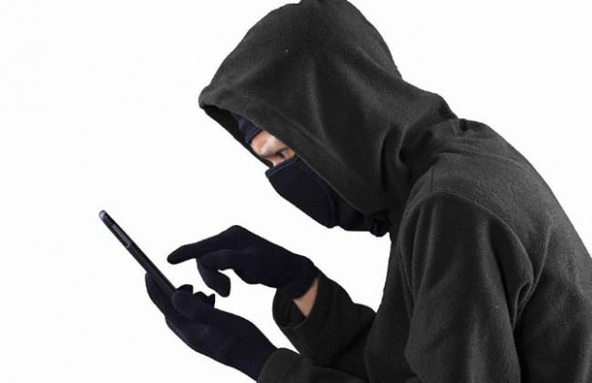 Обманули пенсионеров почти на 190 тысяч гривен: под суд пойдут мошенники