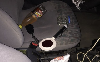 В Николаевской области 20-летний парень, переодевшись в полицейского, собирал с водителей взятки