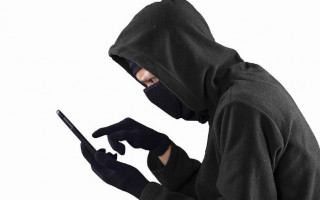 Обманули пенсионеров почти на 190 тысяч гривен: под суд пойдут мошенники