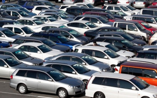 Кабмин запретил должникам продавать свои автомобили