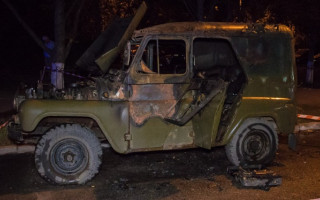 В Киеве в автомобиле заживо сгорел мужчина: все подробности