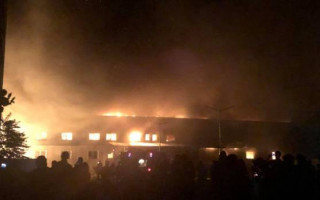 Масштабный пожар на «Новой почте» в Мукачево: появились подробности