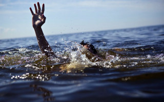 Занесло в море на 350 метров от берега: в Одесской области чудом спасли мужчину