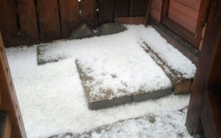 Непогода на Прикарпатье: Яремче затопило и накрыло градом