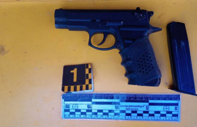 В Харькове мужчина в центре города открыл стрельбу по прохожим: первые подробности