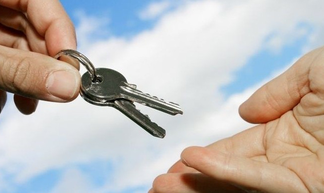 Сдавала в аренду липовое жилье: в Киеве разоблачили аферистку