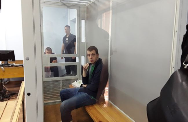 Подозреваемого в шпионаже белоруса привезли в украинский суд