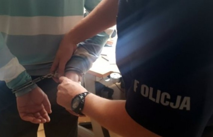 Напал с ножом на соседа: в Польше задержали украинца
