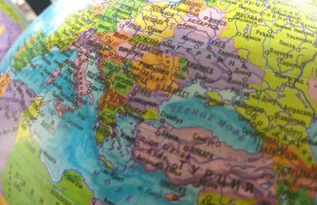 Крым на карте России: какие глобусы продают в Беларуси