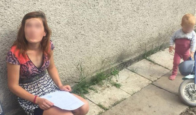 Пыталась продать двух своих детей: перед судом предстанет женщина