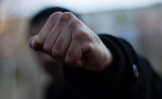 Избил и наступил на горло: под Киевом сын-изверг убил мать