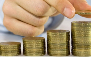 В бюджете Украины-2019 учли увеличение минимальной зарплаты и пенсии