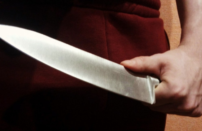 Приставил нож к шее: в Николаеве произошло дерзкое ограбление