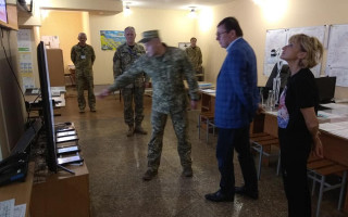 Генпрокурор лично убедился в мощности украинской армии