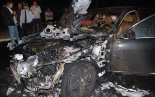 Неизвестные сожгли автомобиль депутата в Ровно: есть подробности