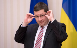 Переводчику Гройсмана продлили арест