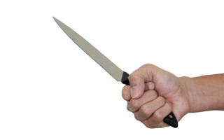 Пьяный мужчина устроил поножовщину в киевской маршрутке