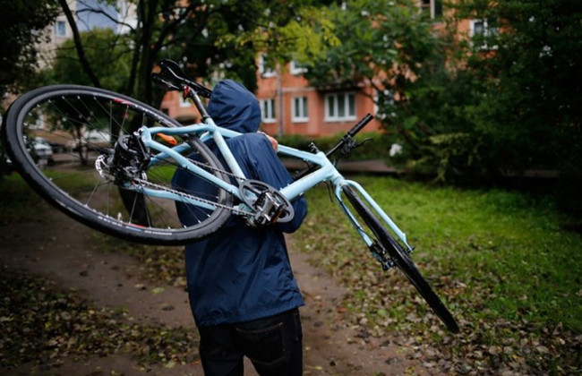 Когда хищение имущества нельзя назвать кражей с проникновением: пояснение ВС